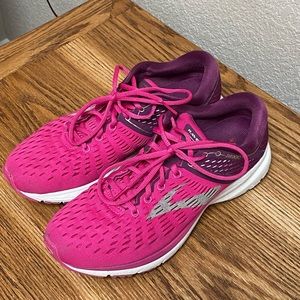 Brooks Ravenna 9 size 11